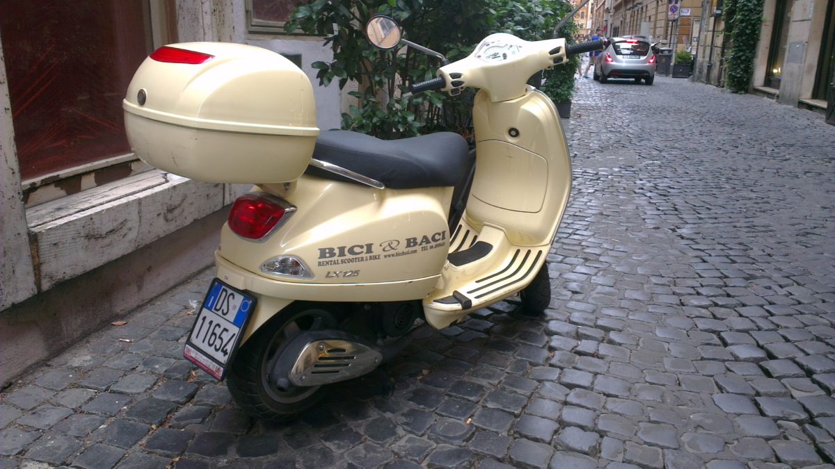 Vespa ile Roma turundan kalanlar