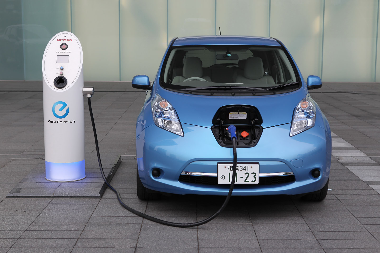 nissan-leaf